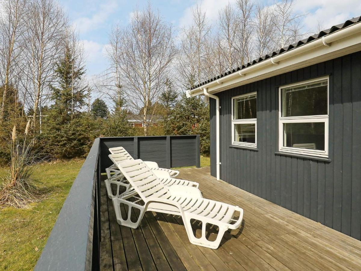 Three-Bedroom Holiday Home In Vaeggerlose 6 Bøtø By Rum bild