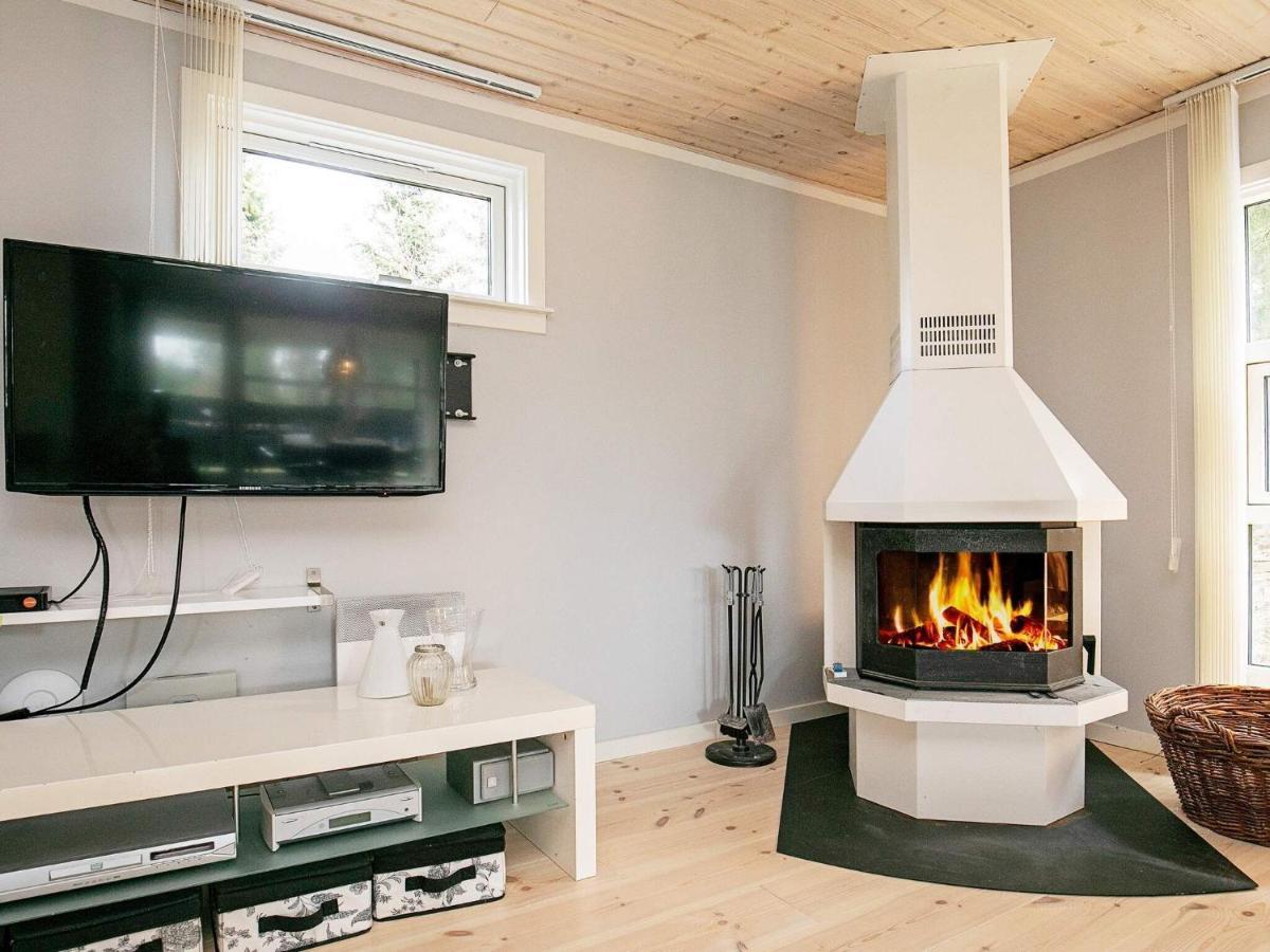 Three-Bedroom Holiday Home In Vaeggerlose 6 Bøtø By Rum bild