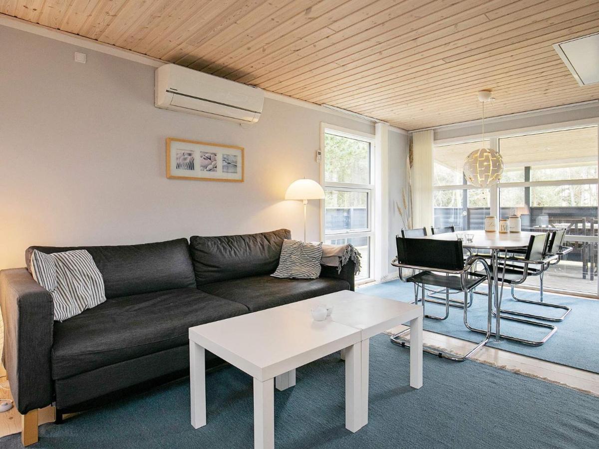 Three-Bedroom Holiday Home In Vaeggerlose 6 Bøtø By Rum bild