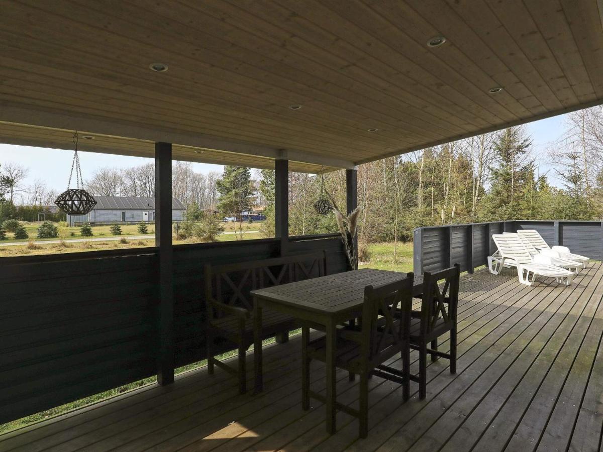 Three-Bedroom Holiday Home In Vaeggerlose 6 Bøtø By Rum bild