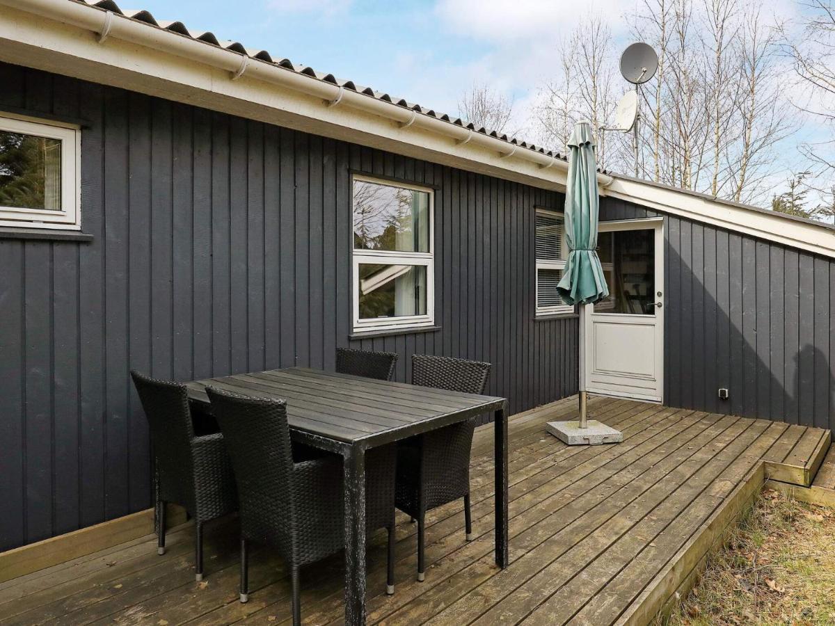 Three-Bedroom Holiday Home In Vaeggerlose 6 Bøtø By Exteriör bild